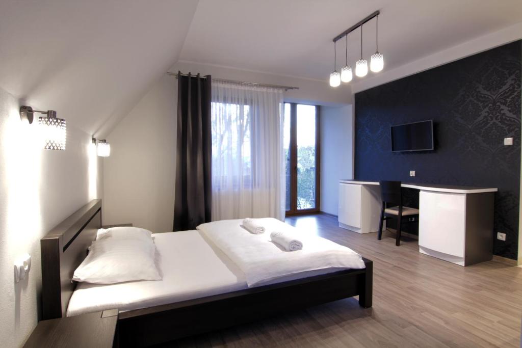 Wilcznik 10 - Pokój dwuosobowy z balkonem typu Delux