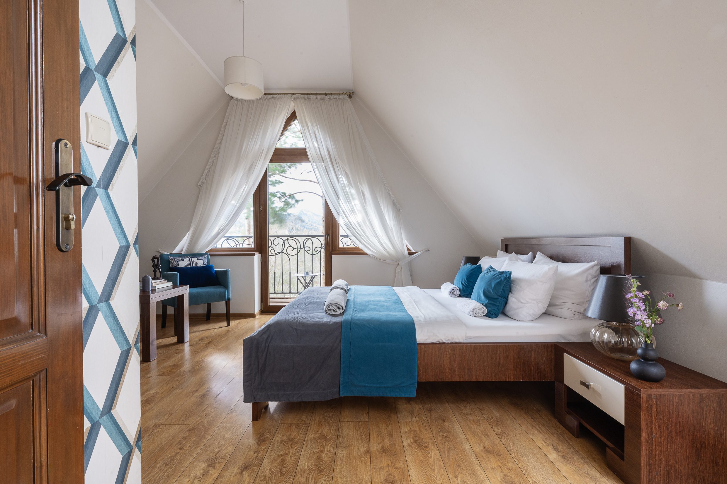 Wilcznik 10 - Studio z widokiem na góry